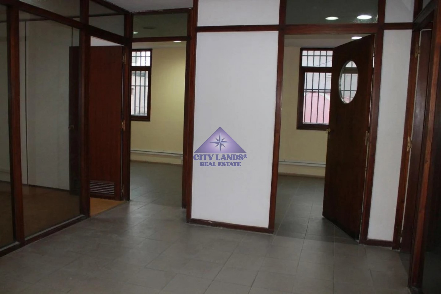 Amplia oficina en venta en la Ciudad de Mendoza