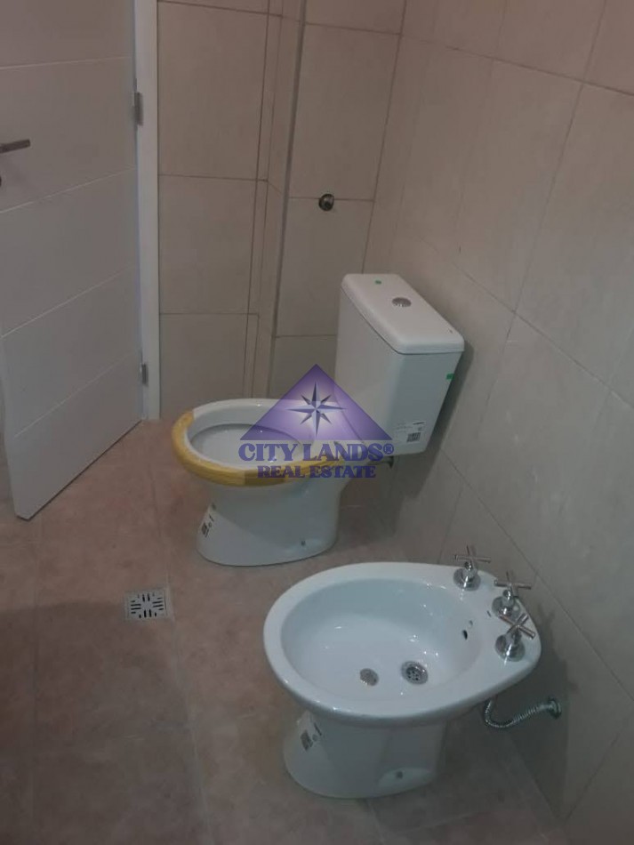 Departamento de dos dormitorios y cochera en alquiler en Barrio Inka, Guaymallen