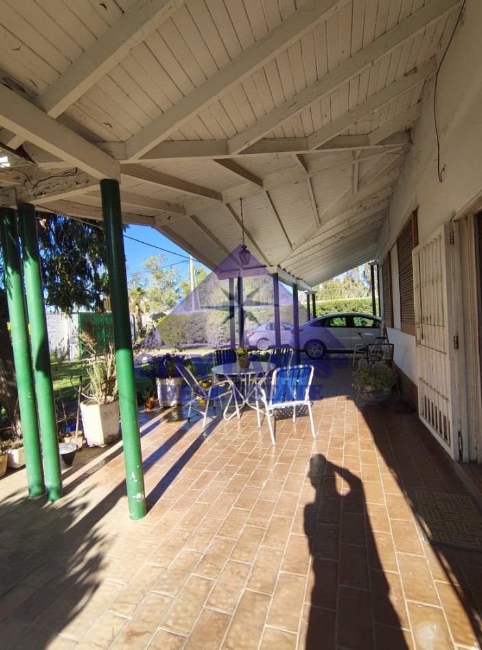 Casa en venta con amplio patio en las proximidades de La Puntilla
