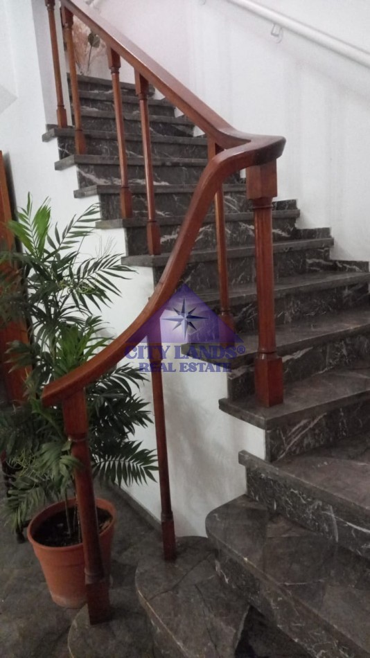 CASA EN VENTA - BARRIO BOMBAL - MENDOZA