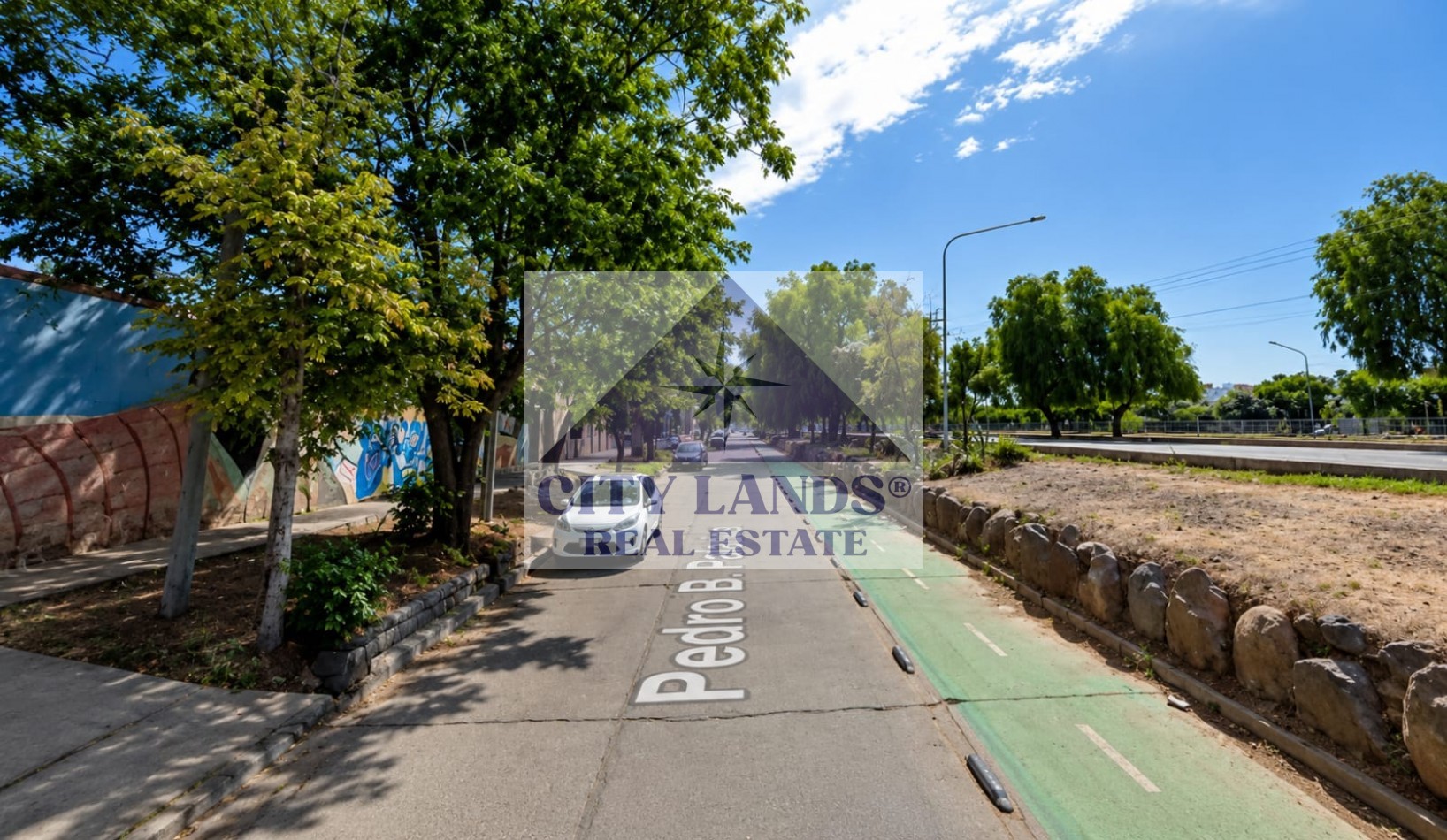 Excelente lote en venta de 840 m² con doble acceso - Ubicacion estrategica
