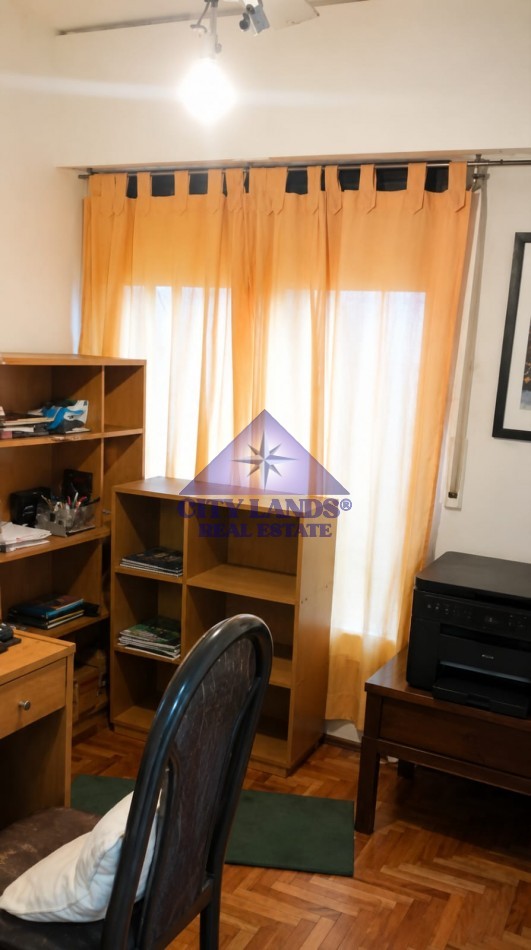 Departamento en venta de 3 dormitorios con dependencia de servicio en la Ciudad de Mendoza