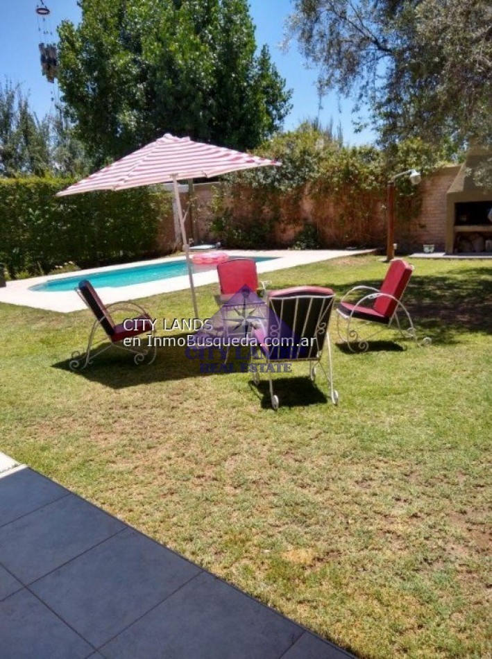 Casa moderna en venta en Barrio Privado Via La Fontana Norte - Guaymallen - Mendoza