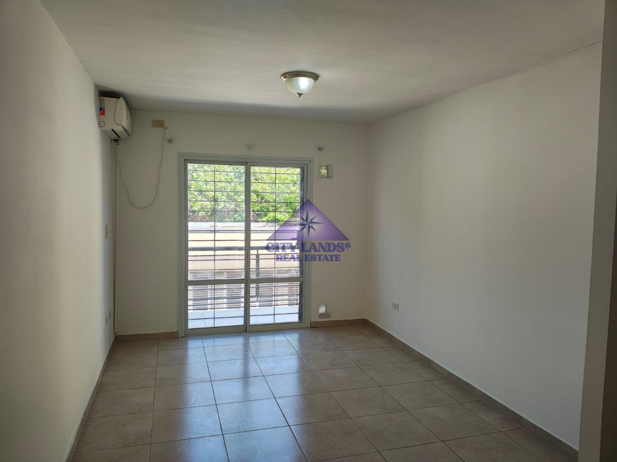 Departamento en venta de un dormitorio en Complejo Cerrado - Godoy Cruz