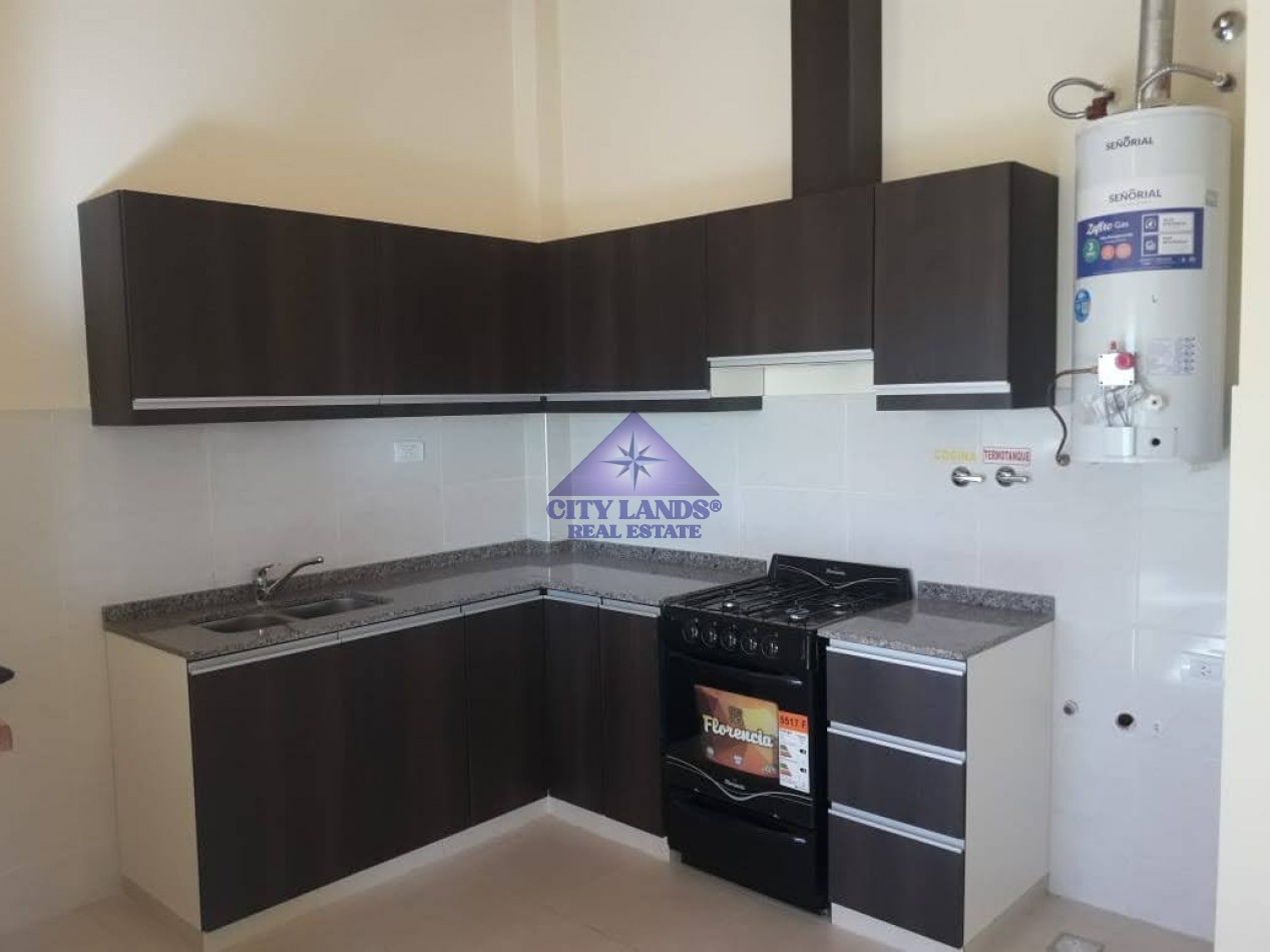 Departamento de dos dormitorios y cochera en alquiler en Barrio Inka, Guaymallen