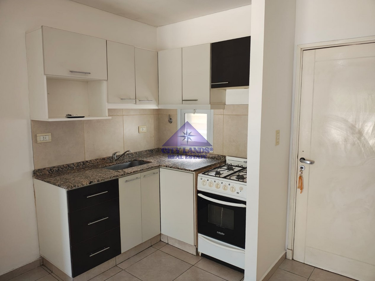 Departamento en venta de un dormitorio en Complejo Cerrado - Godoy Cruz
