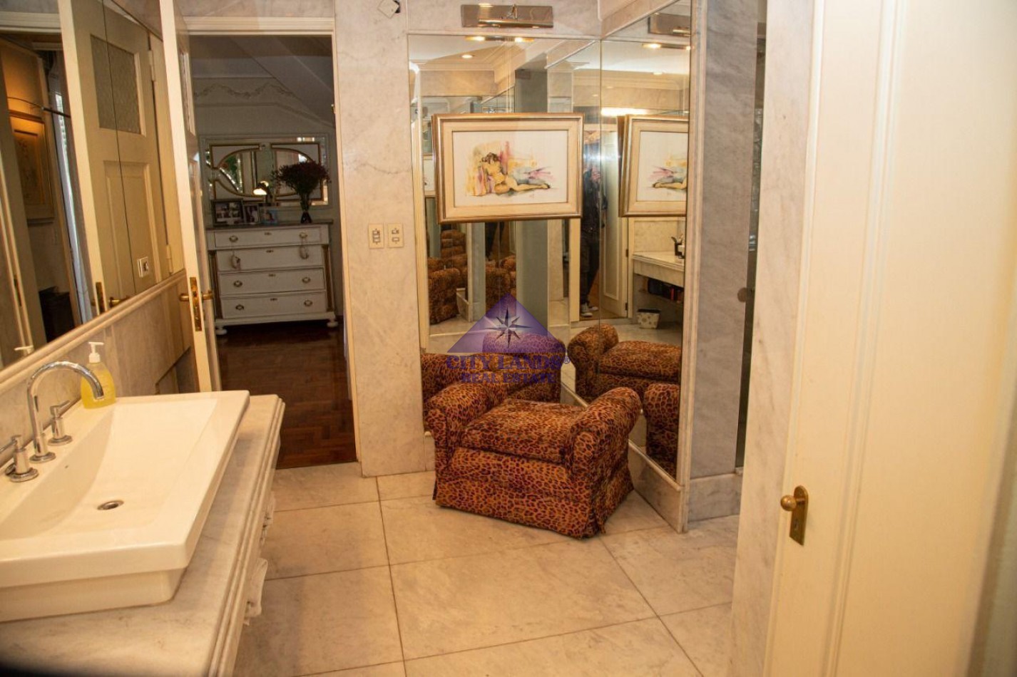 CHALET EN VENTA EN LA CIUDAD DE MENDOZA