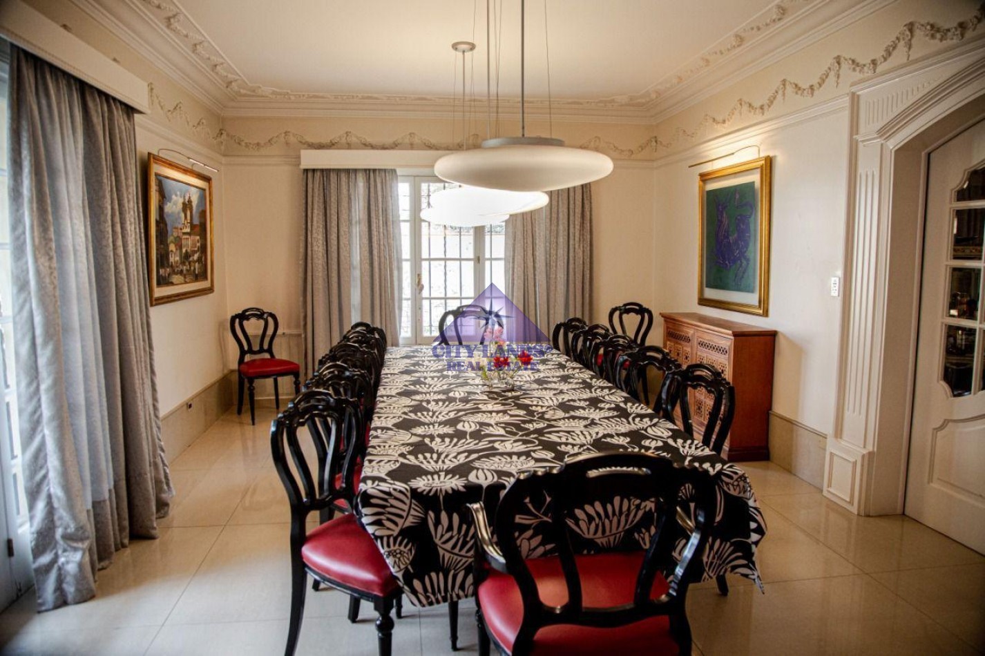 CHALET EN VENTA EN LA CIUDAD DE MENDOZA