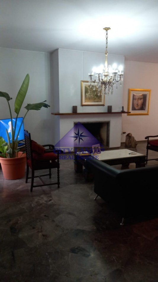 CASA EN VENTA - BARRIO BOMBAL - MENDOZA