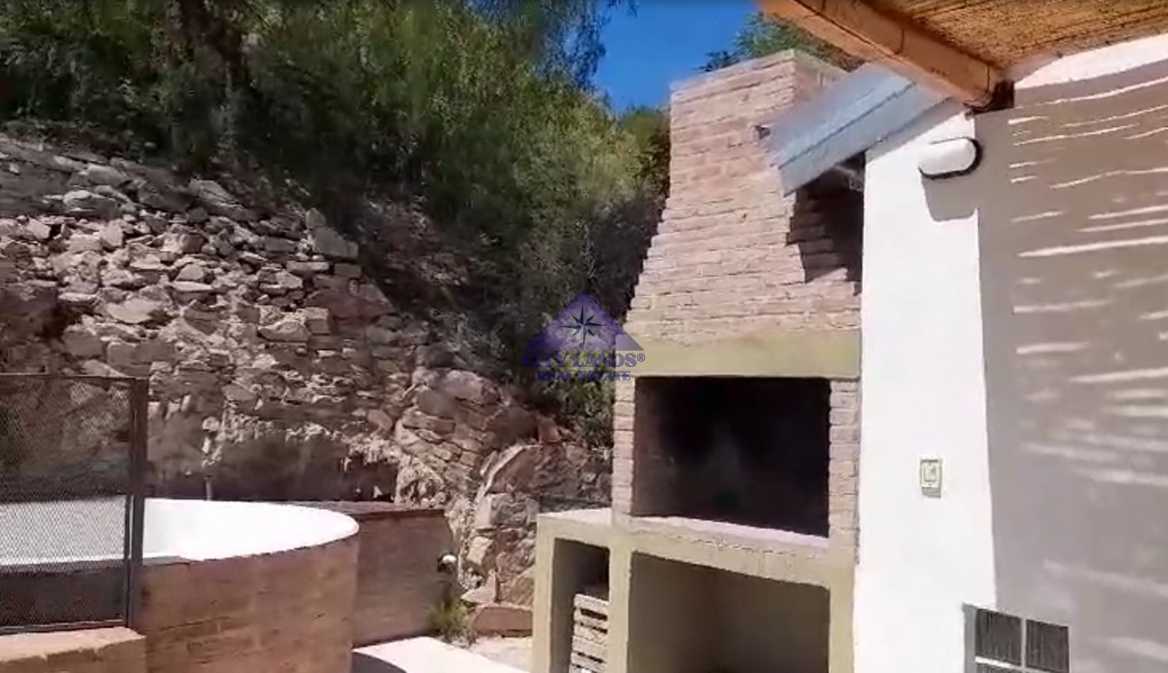 Casa en venta en el Club de Nautica y Pesca Los Reyunos - San Rafael - Mendoza