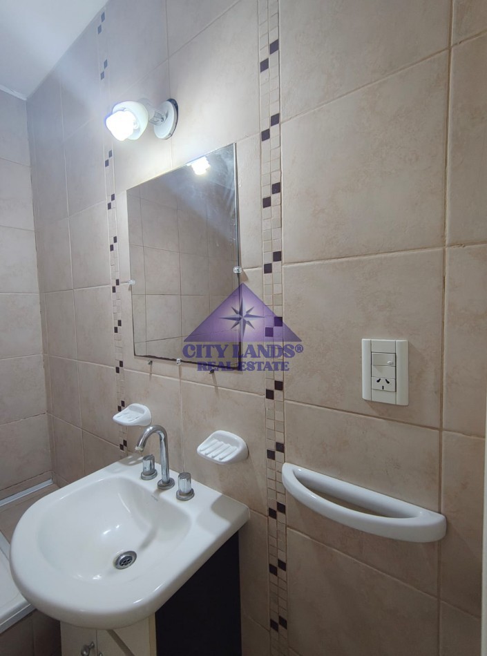 Departamento en venta de un dormitorio en Complejo Cerrado - Godoy Cruz