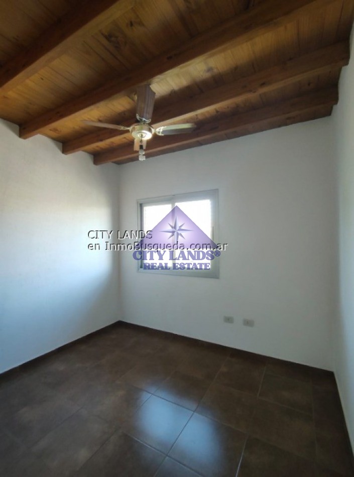 Excelente duplex de 3 dormitorios, cochera, en Complejo Privado Pueblo Qatari, Guaymallen