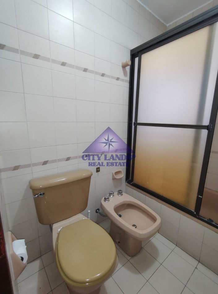 Amplia y Confortable casa en Venta en Quinta Seccion, Ciudad de Mendoza