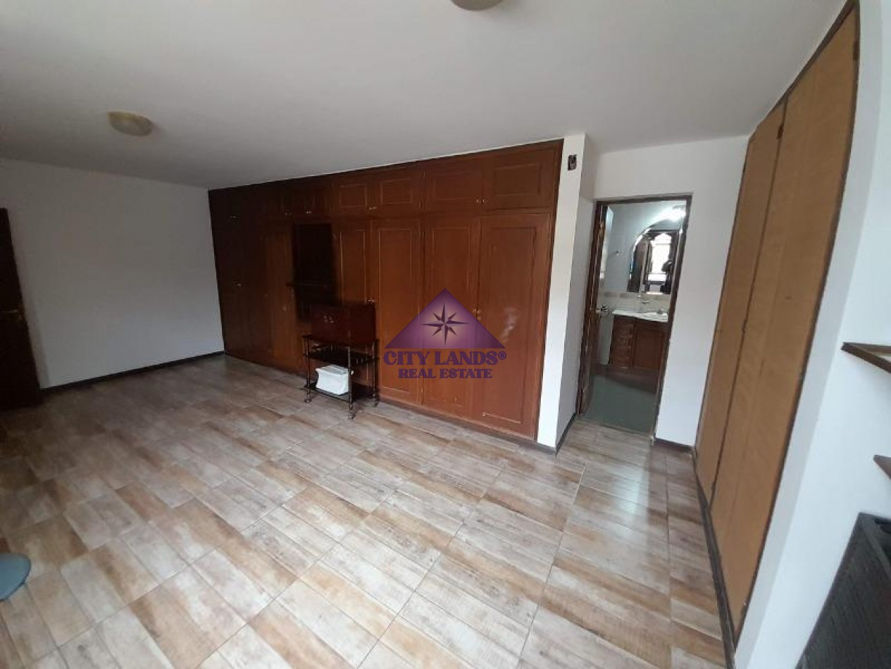 Amplia y moderna casa en venta en Alto Dorrego, Guaymallen, Mendoza