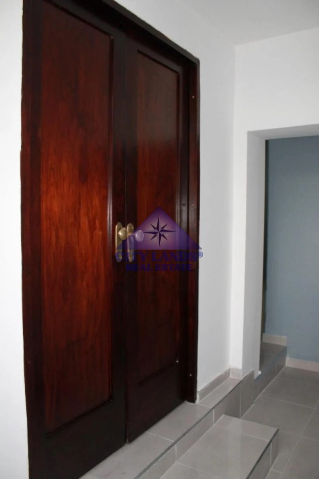 Amplia oficina en venta en la Ciudad de Mendoza