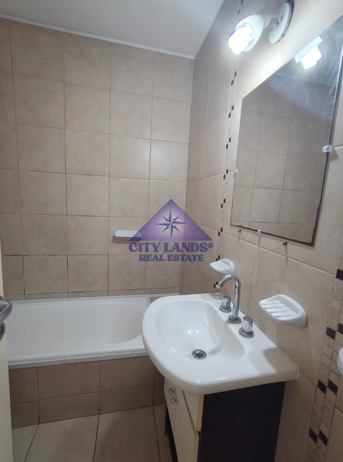 Departamento en venta de un dormitorio en Complejo Cerrado - Godoy Cruz