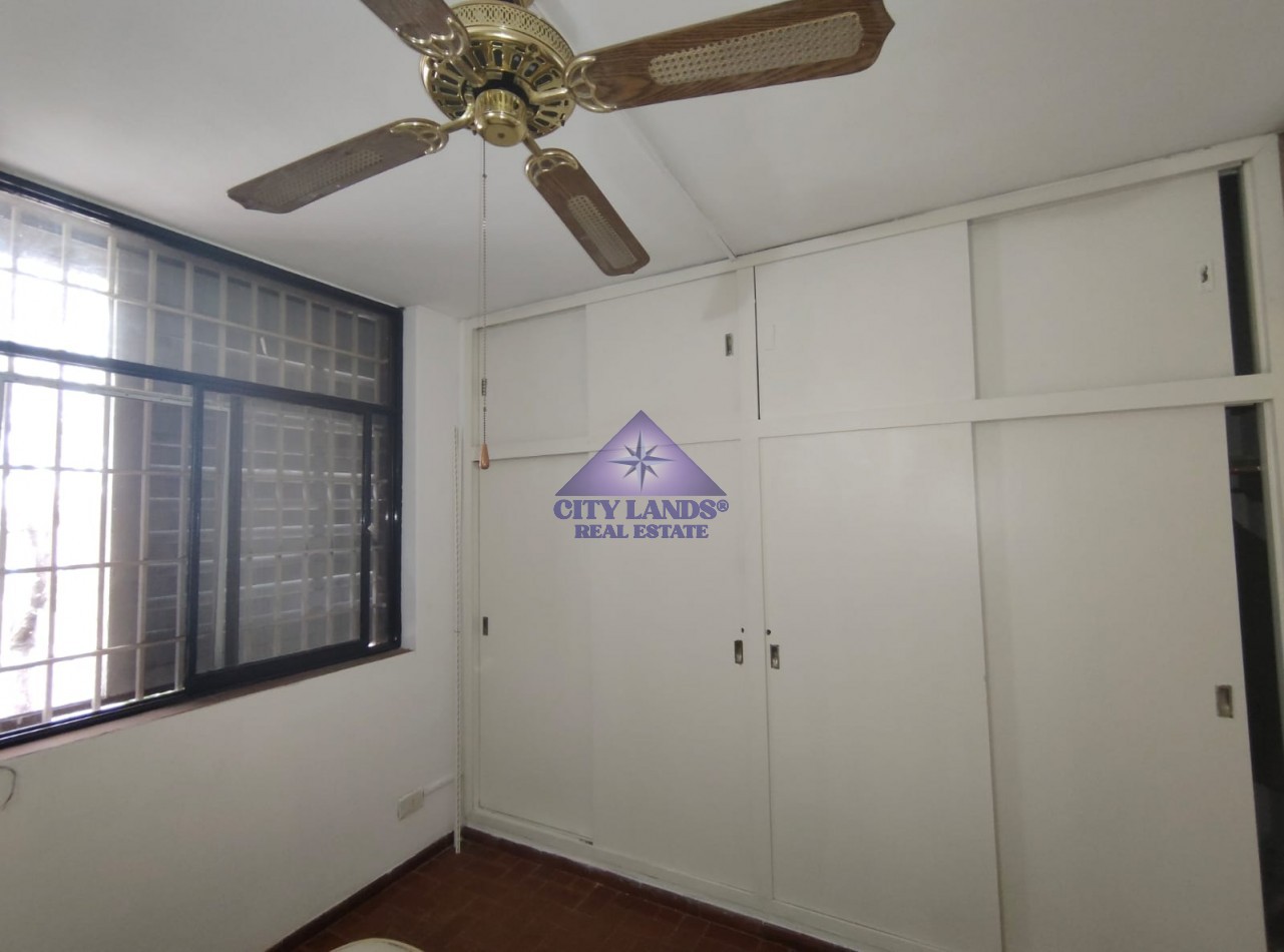 Casa en venta de 3 dormitorios, 2 baños, cochera, en Barrio Supe de Godoy Cruz