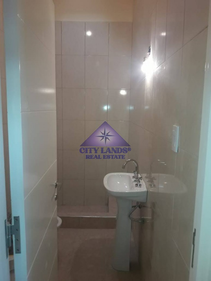 Departamento de dos dormitorios y cochera en alquiler en Barrio Inka, Guaymallen