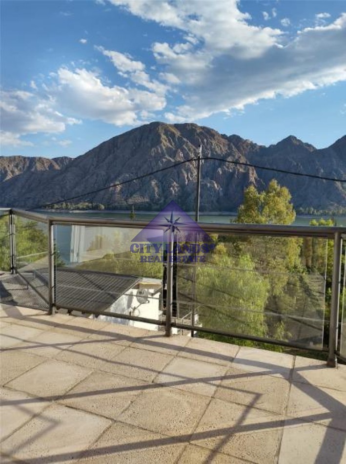 Casa en venta en el Club de Nautica y Pesca Los Reyunos - San Rafael - Mendoza