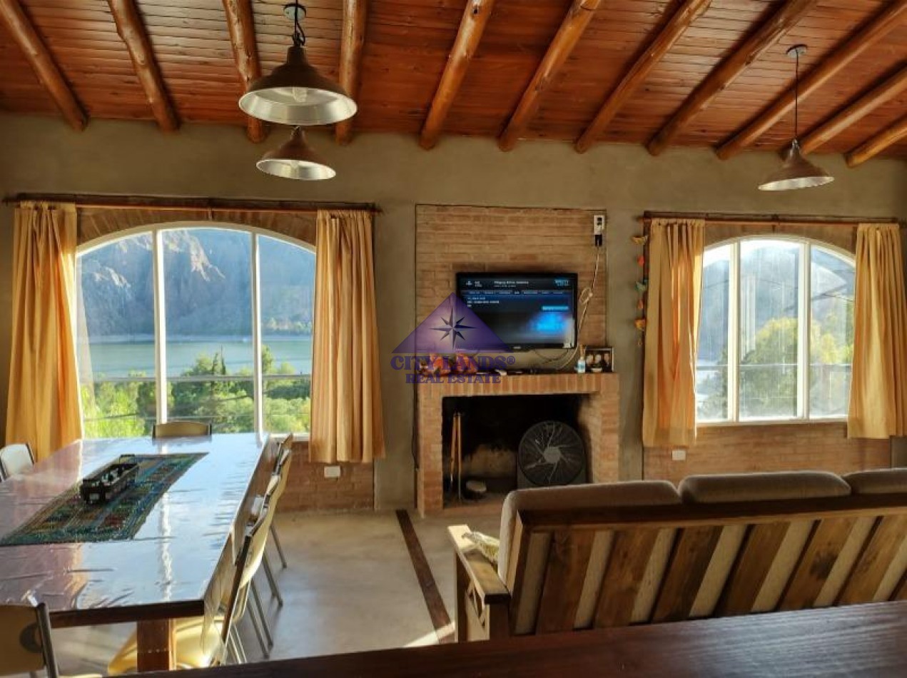 Casa en venta en el Club de Nautica y Pesca Los Reyunos - San Rafael - Mendoza