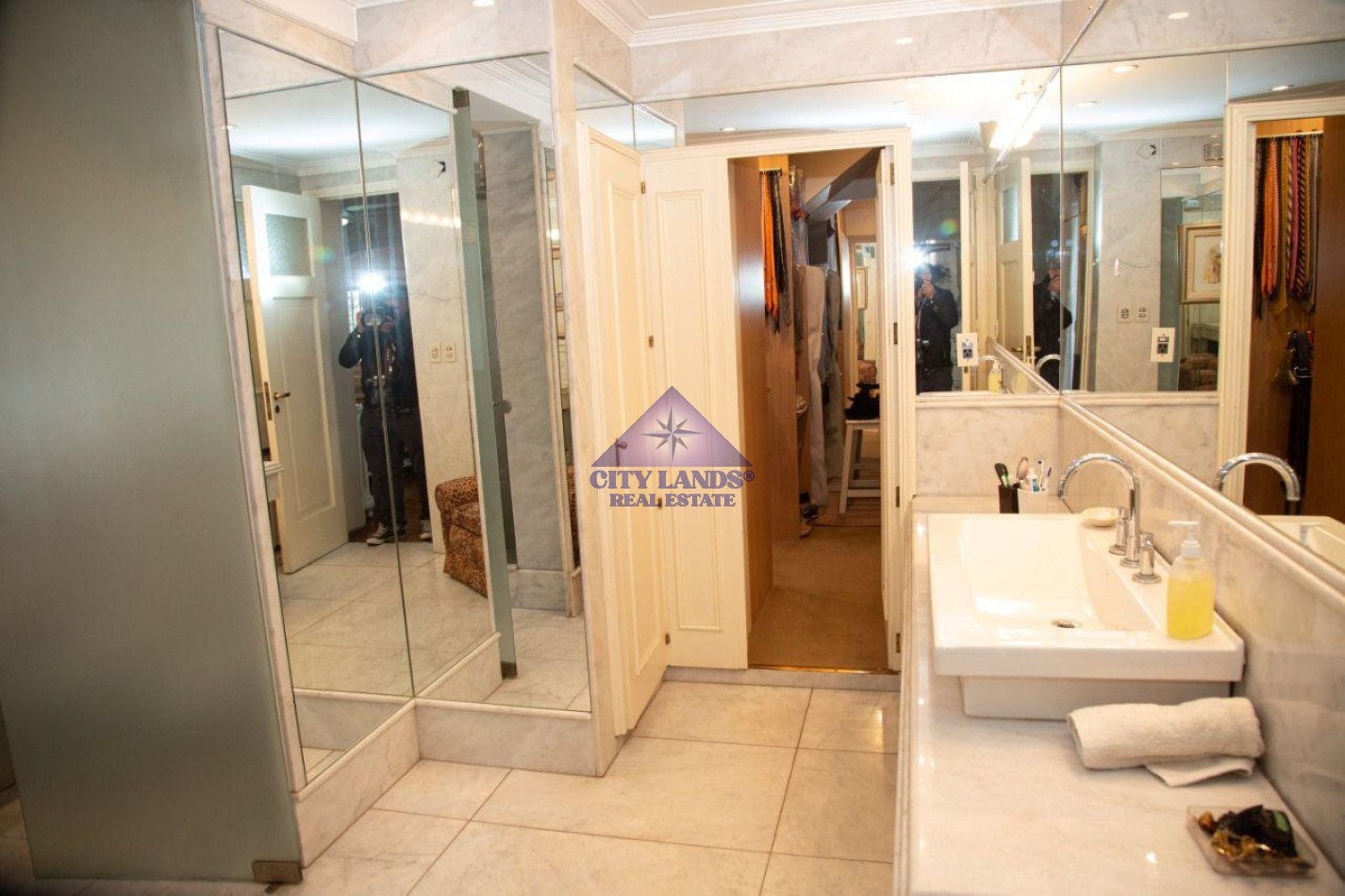 CHALET EN VENTA EN LA CIUDAD DE MENDOZA