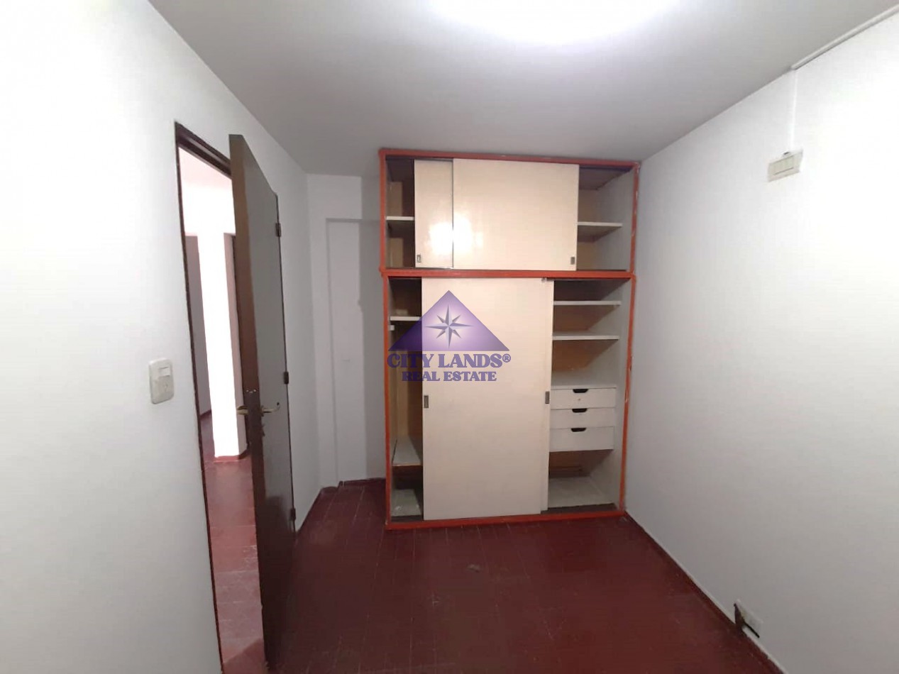 Departamento de dos dormitorios con cochera y patio en la Quinta Seccion - Ciudad de Mendoza