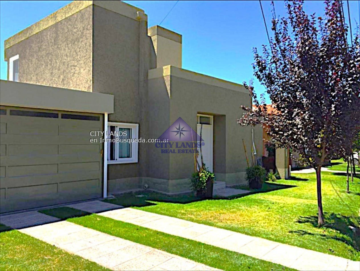 Casa moderna en venta en Barrio Privado Via La Fontana Norte - Guaymallen - Mendoza