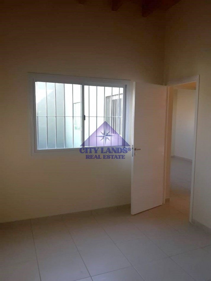Departamento de dos dormitorios y cochera en alquiler en Barrio Inka, Guaymallen