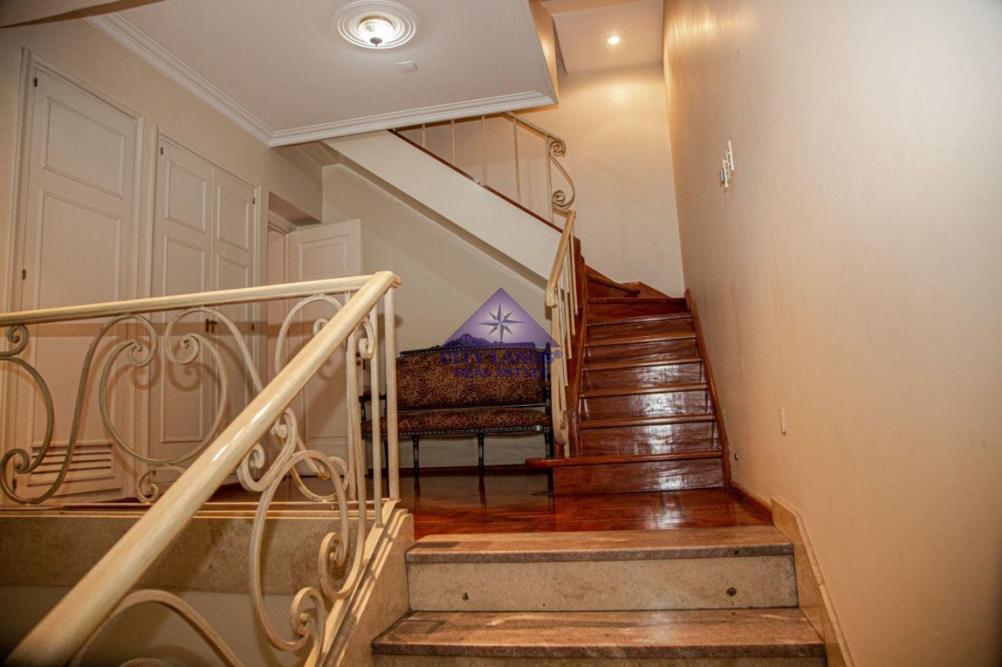 CHALET EN VENTA EN LA CIUDAD DE MENDOZA
