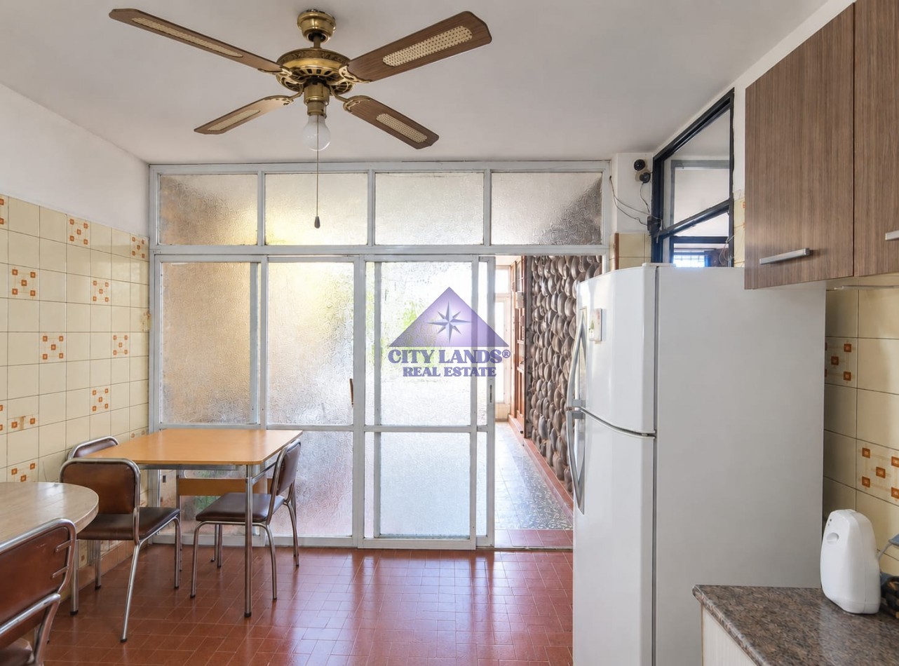 Casa en venta de 3 dormitorios, 2 baños, cochera, en Barrio Supe de Godoy Cruz