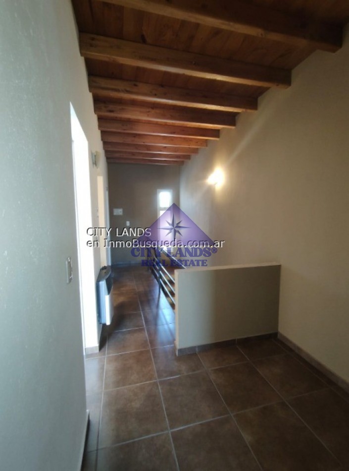 Excelente duplex de 3 dormitorios, cochera, en Complejo Privado Pueblo Qatari, Guaymallen