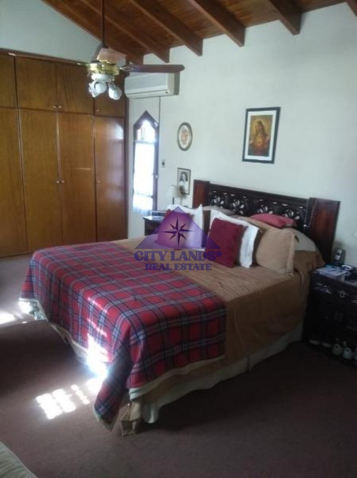 Amplia y moderna casa en venta en Alto Dorrego, Guaymallen, Mendoza