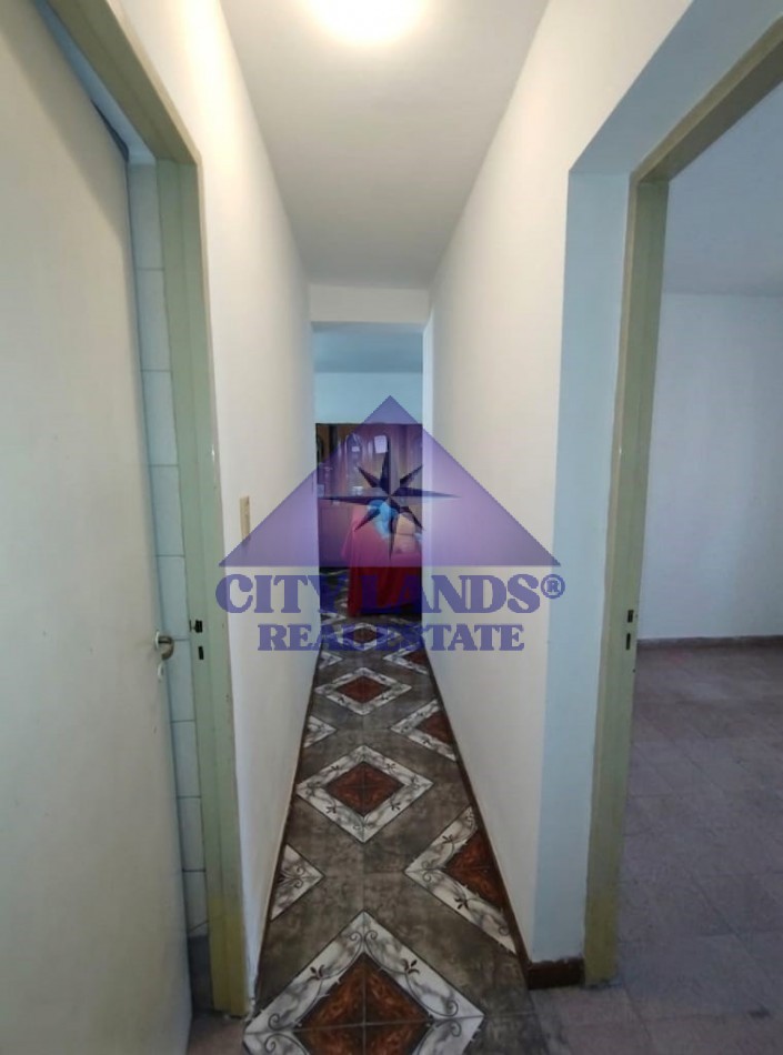 Departamento en venta 3 dormitorios, patio y cochera en Godoy Cruz
