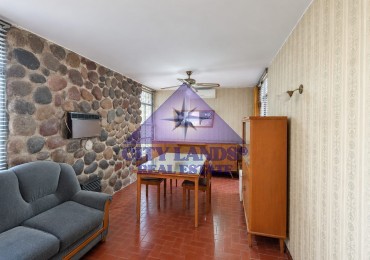 Casa en venta de 3 dormitorios, 2 baños, cochera, en Barrio Supe de Godoy Cruz